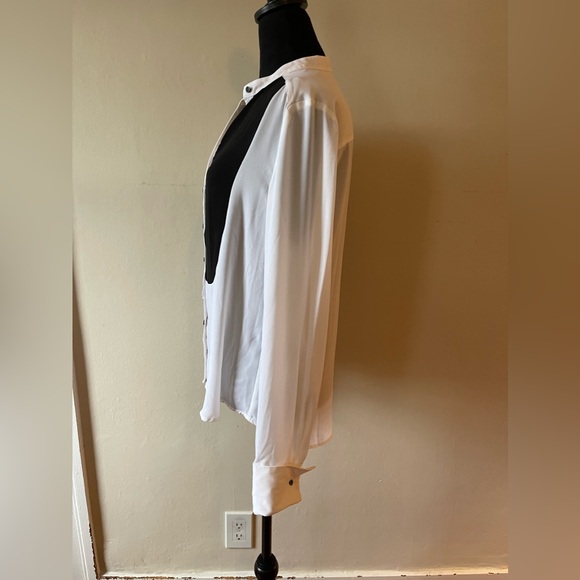 Boston Proper White/Black combo button up blouse, size 12, like new, no stains - Picture 5 of 6